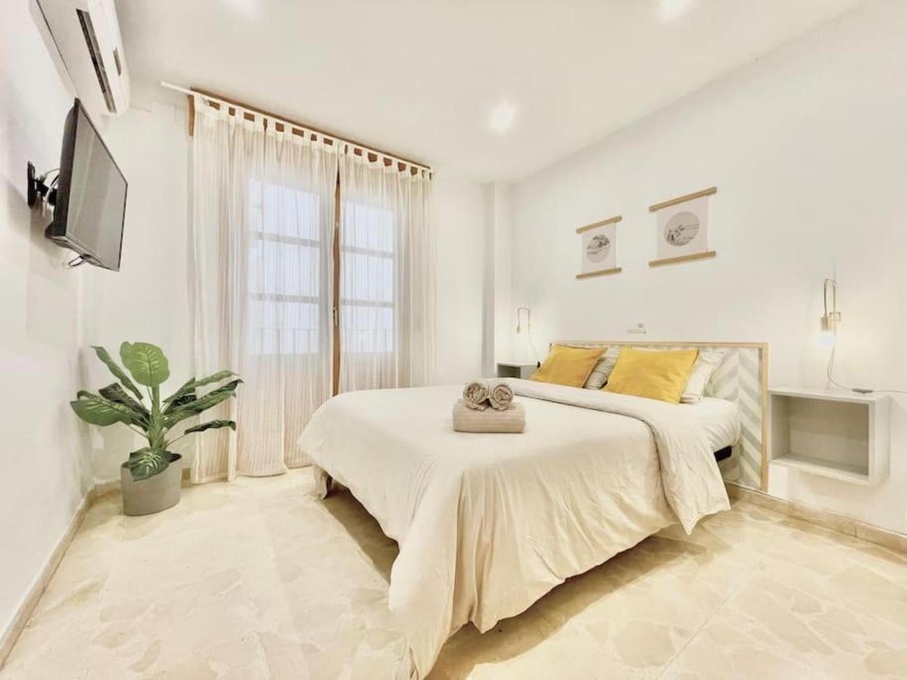 Elvira Urban Living - Granada Centro Apartment Exterior photo